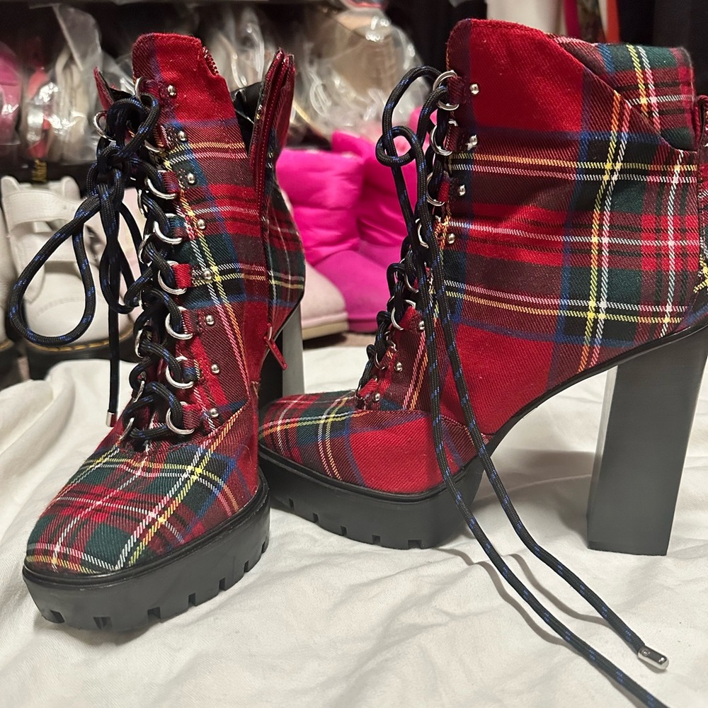 Gianni Bini shoes. Boots